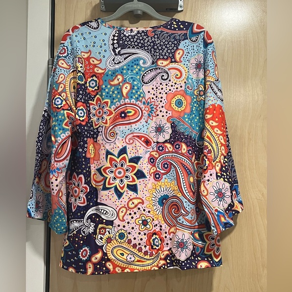 Floral Paisley 3/4 Wide Sleeve V-Neck Blouse - Picture 2 of 5